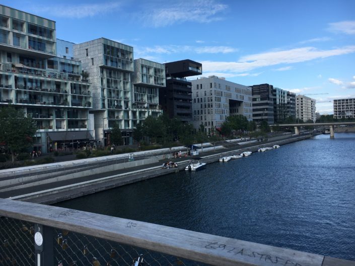 Passerelle-marina-cadenas-Lyon-confluence